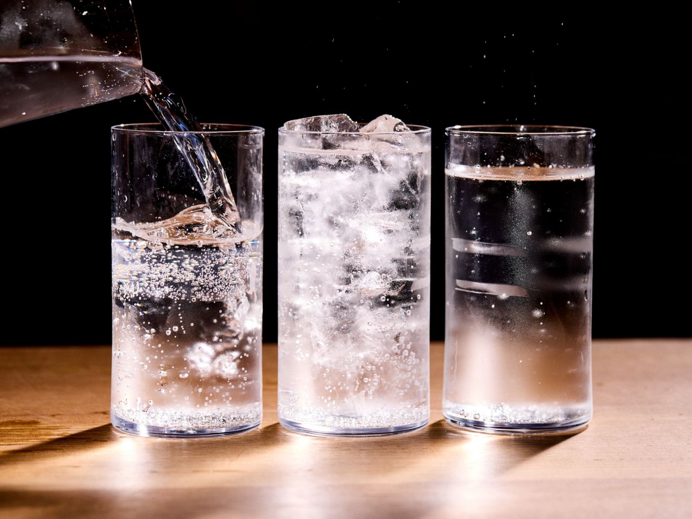Soda Water vs Club Soda vs Mineral Water vs Tonic Key Differences Explained! Dan